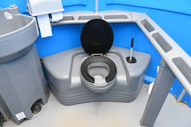 Best Portable restroom trailer rental  in Bexley, OH